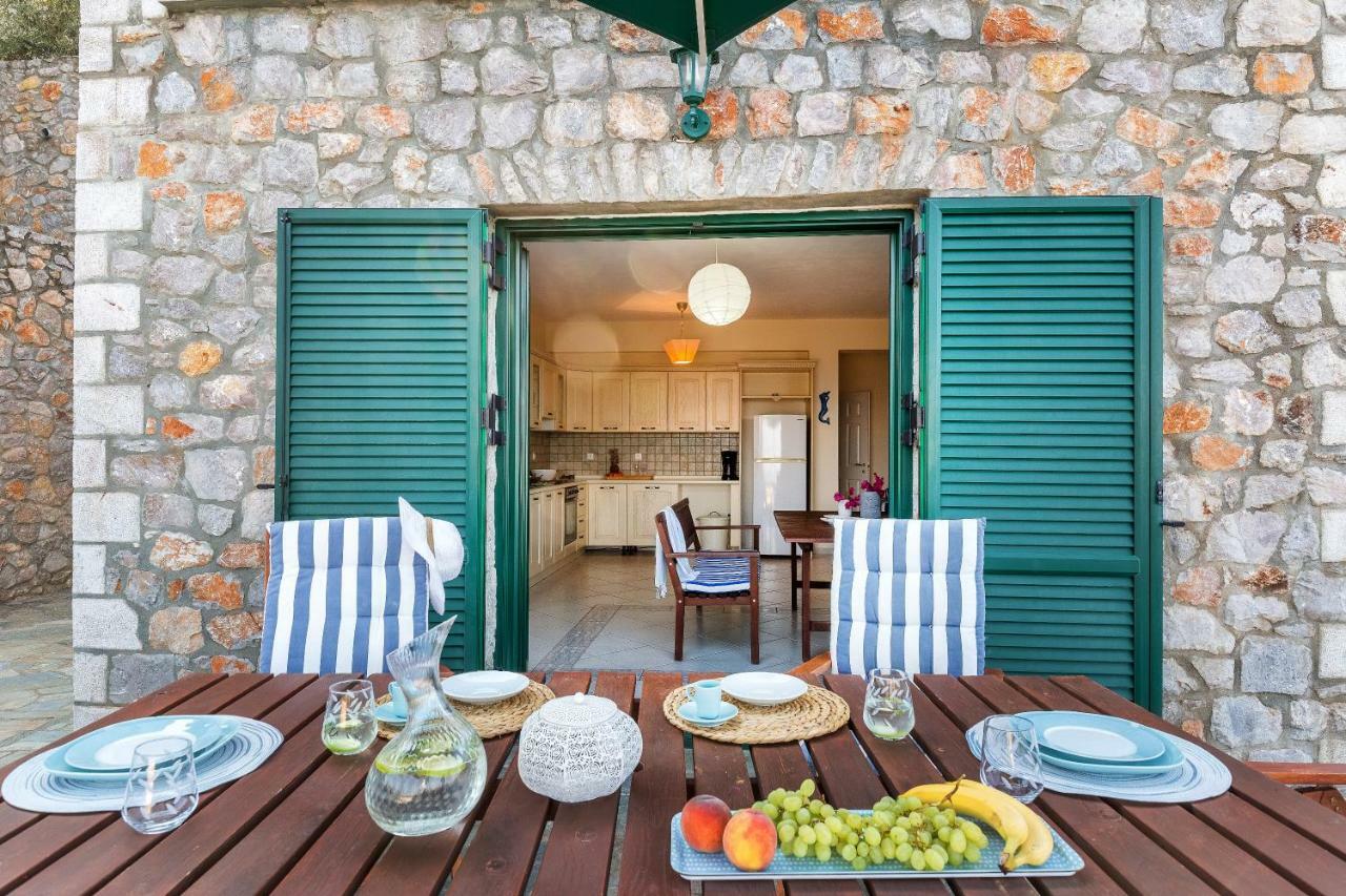 Kissakas Villas Λεωνίδιο Εξωτερικό φωτογραφία
